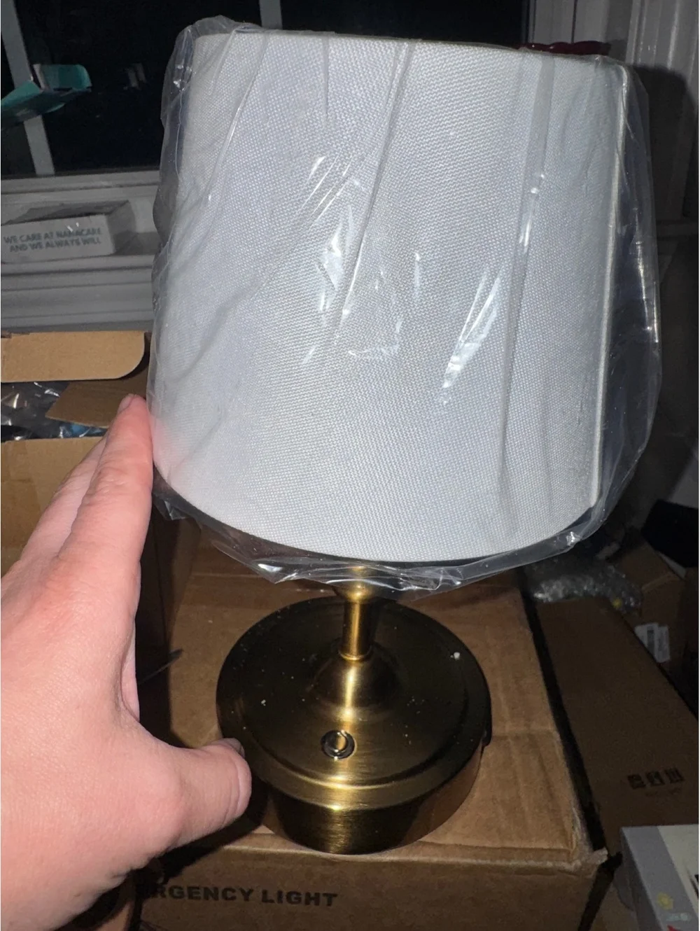 Onewish Brass Table Lamp with White Fabric Shade
